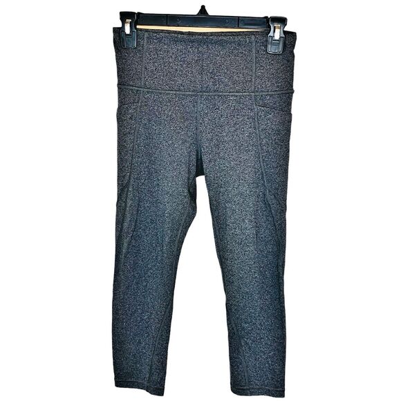 Athleta Salutation Stash High Rise Capri Legging Size Small Black Heather (Gray) - Picture 3 of 10